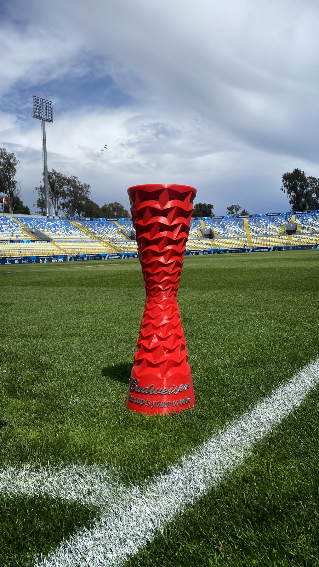 Budweiser: Celebra a los Ganadores en los Juegos Panamericanos Santiago 2023